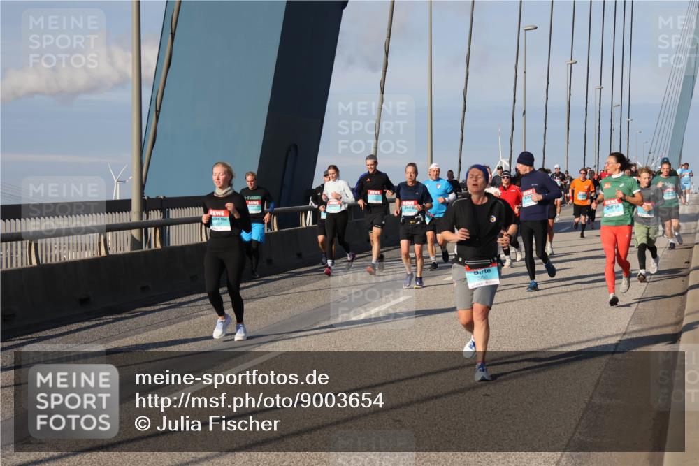 03.10.2025 - Köhlbrandbrückenlauf Julia Fischer http://msf.ph/oto/9003654 03.10.2025 09:46:26 Position 2 1, 8, 3493 meine-sportfotos.de