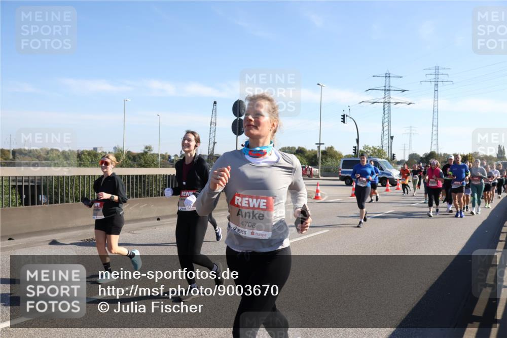 03.10.2025 - Köhlbrandbrückenlauf Julia Fischer http://msf.ph/oto/9003670 03.10.2025 12:22:52 Position 3 4708 meine-sportfotos.de
