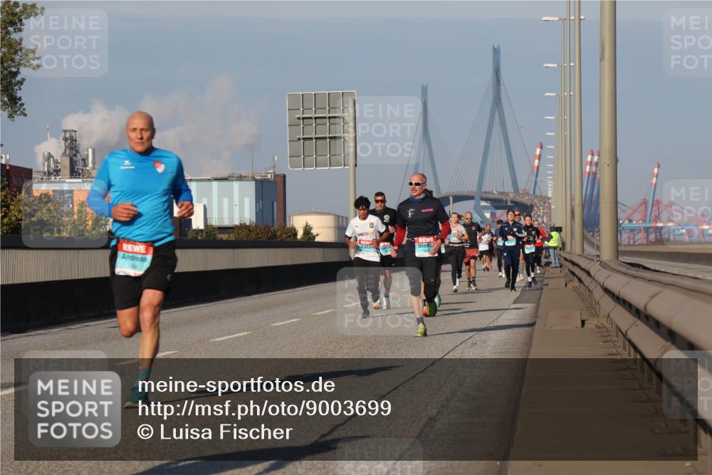 03.10.2025 - Köhlbrandbrückenlauf Luisa Fischer http://msf.ph/oto/9003699 03.10.2025 10:45:30 Position 3 1094 meine-sportfotos.de