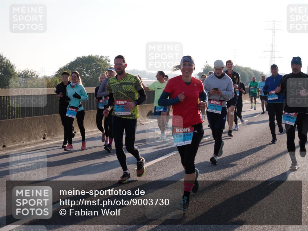 03.10.2025 - Köhlbrandbrückenlauf Fabian Wolf http://msf.ph/oto/9003730 03.10.2025 09:18:26 Position 3 1520, 1461, 1544, 1876 meine-sportfotos.de