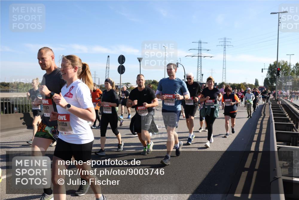 03.10.2025 - Köhlbrandbrückenlauf Julia Fischer http://msf.ph/oto/9003746 03.10.2025 12:23:01 Position 3 5432, 5350, 4611 meine-sportfotos.de