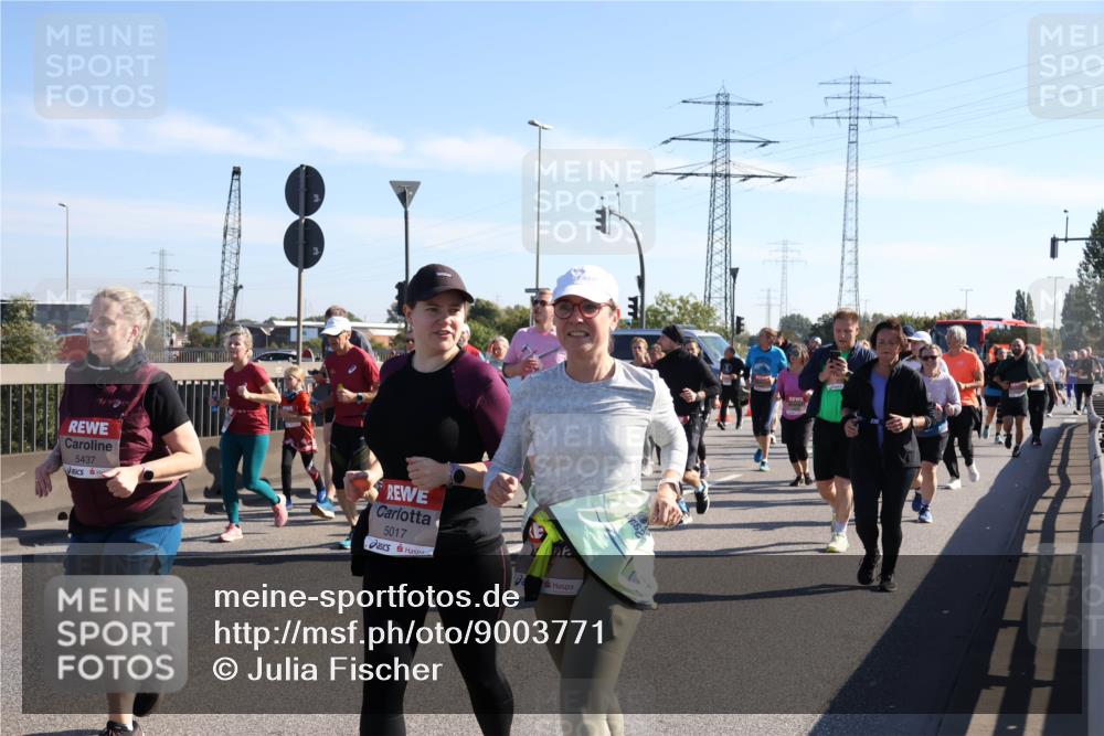 03.10.2025 - Köhlbrandbrückenlauf Julia Fischer http://msf.ph/oto/9003771 03.10.2025 12:23:05 Position 3 5437, 5017, 128 meine-sportfotos.de
