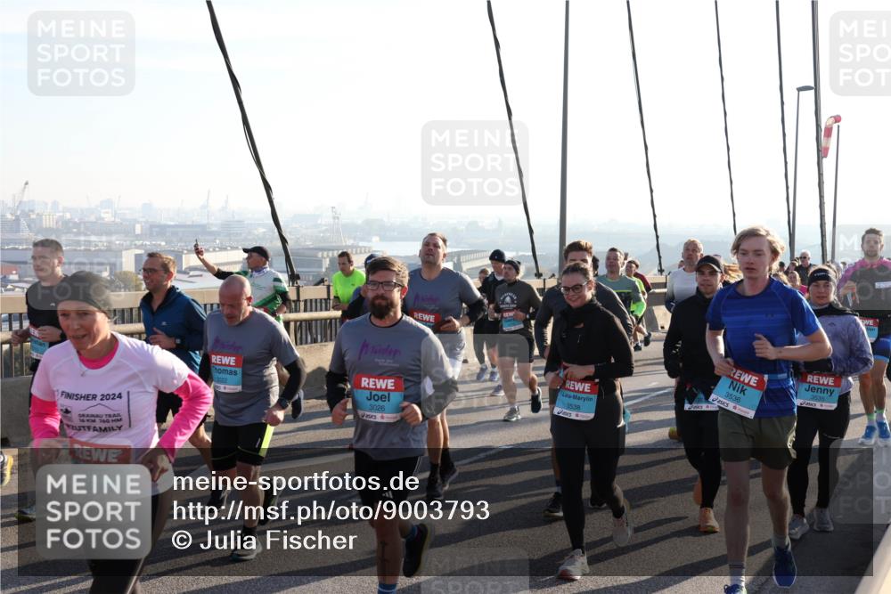03.10.2025 - Köhlbrandbrückenlauf Julia Fischer http://msf.ph/oto/9003793 03.10.2025 09:30:27 Position 1 2024, 16, 760, 3574, 3022, 3026, 3538, 3536, 3535 meine-sportfotos.de