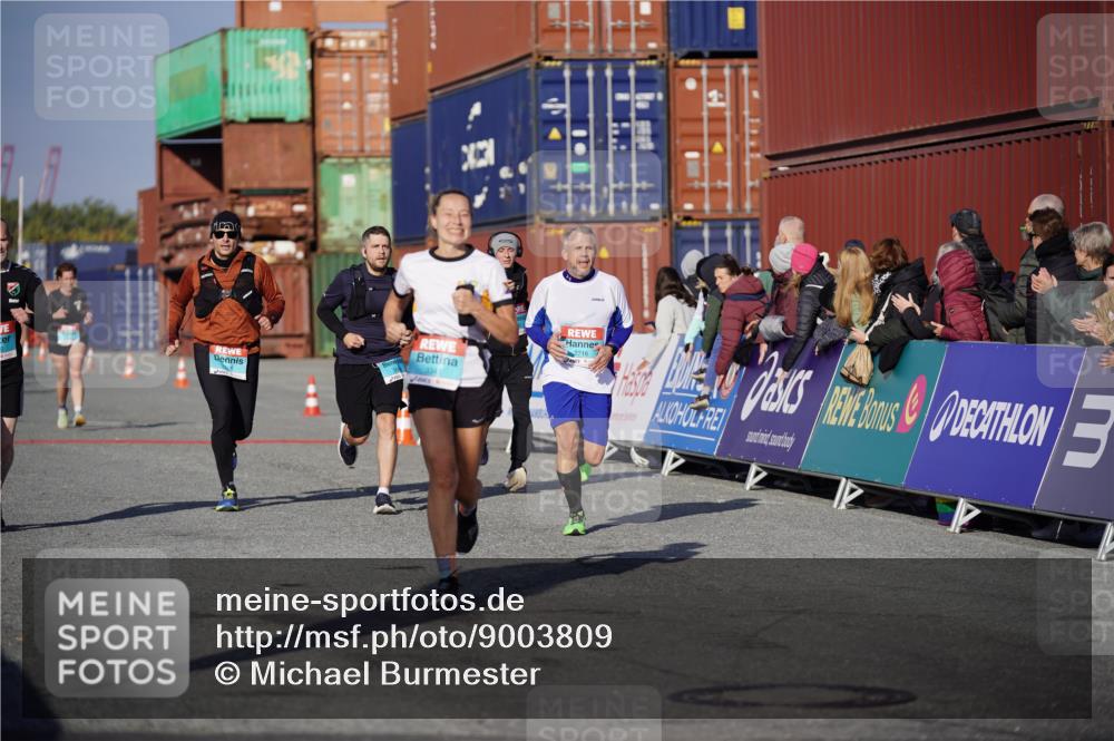 03.10.2025 - Köhlbrandbrückenlauf Michael Burmester http://msf.ph/oto/9003809 03.10.2025 10:06:46 Ziel 1125, 1328, 1449, 1559, 1680, 2716, 3177, 3320, 3341, 3411 meine-sportfotos.de