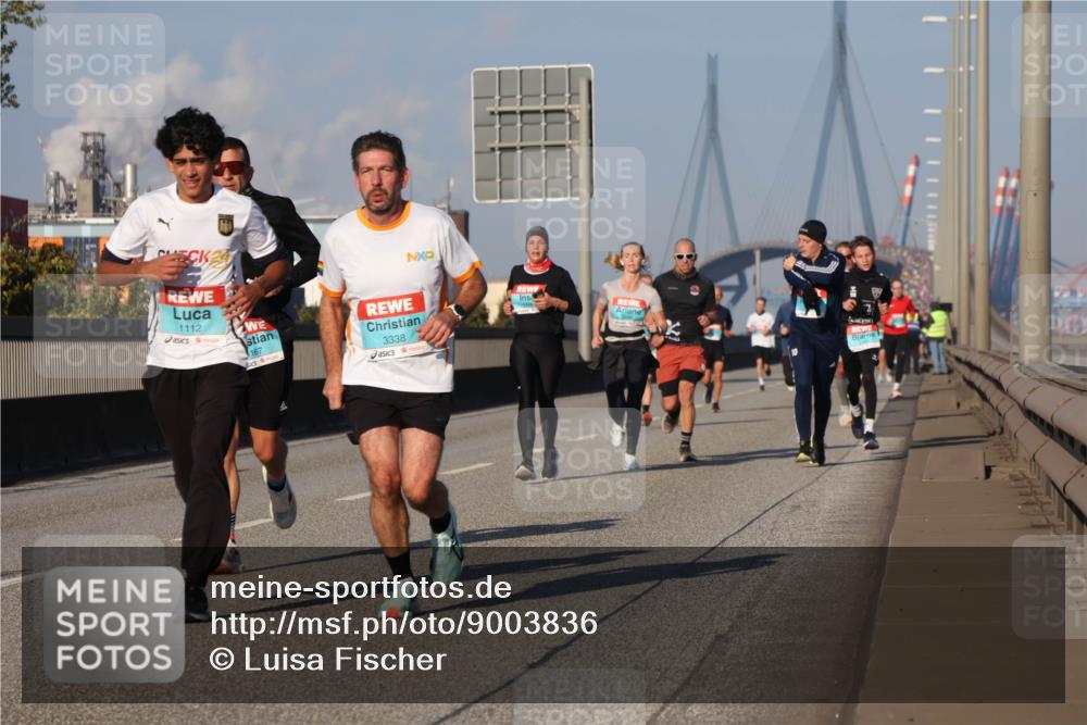 03.10.2025 - Köhlbrandbrückenlauf Luisa Fischer http://msf.ph/oto/9003836 03.10.2025 10:45:37 Position 3 1112, 167, 3338 meine-sportfotos.de