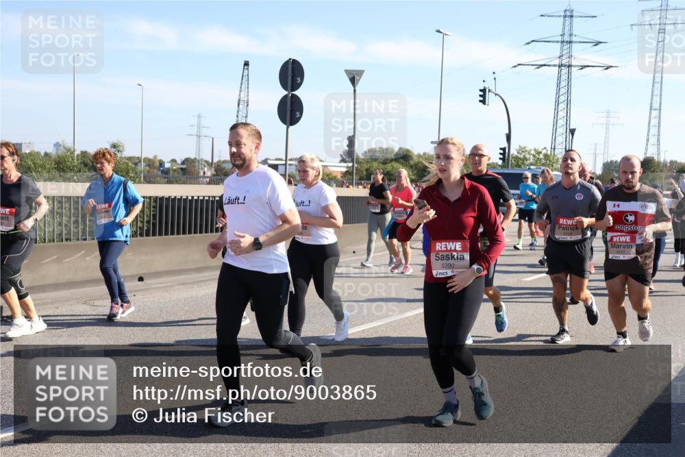 03.10.2025 - Köhlbrandbrückenlauf Julia Fischer http://msf.ph/oto/9003865 03.10.2025 12:23:19 Position 3 5390, 5247 meine-sportfotos.de