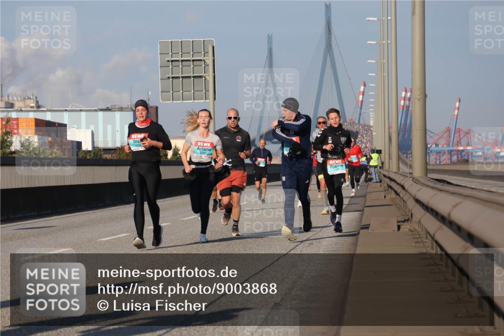 03.10.2025 - Köhlbrandbrückenlauf Luisa Fischer http://msf.ph/oto/9003868 03.10.2025 10:45:39 Position 3 3246 meine-sportfotos.de