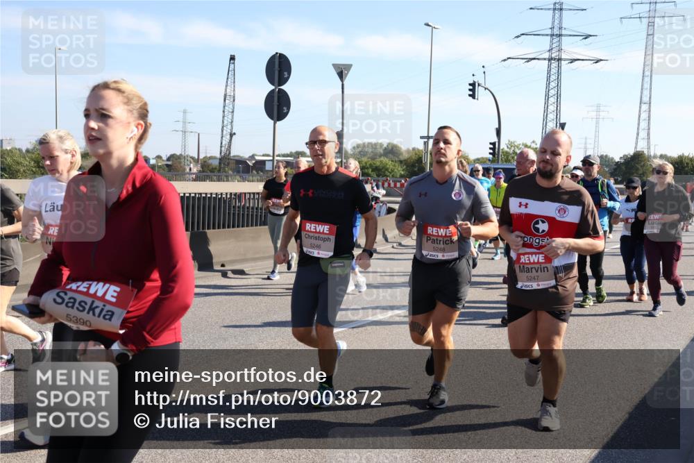 03.10.2025 - Köhlbrandbrückenlauf Julia Fischer http://msf.ph/oto/9003872 03.10.2025 12:23:20 Position 3 5390, 5246, 5248, 5247, 5415 meine-sportfotos.de