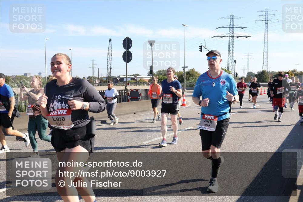 03.10.2025 - Köhlbrandbrückenlauf Julia Fischer http://msf.ph/oto/9003927 03.10.2025 12:23:29 Position 3 12, 2018, 5364, 4949 meine-sportfotos.de