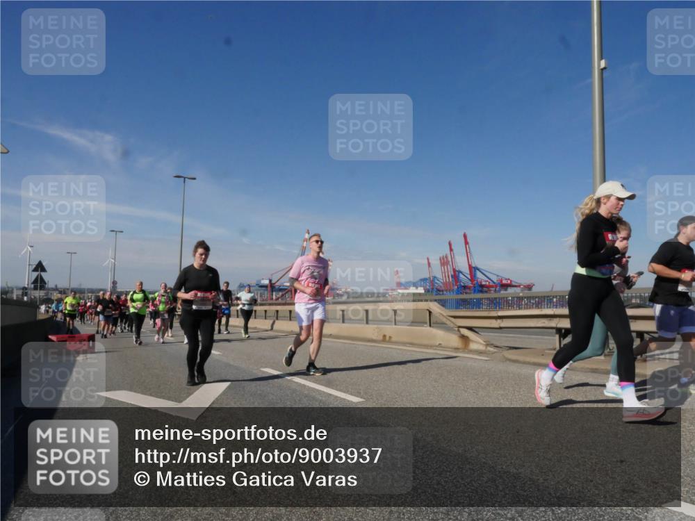 03.10.2025 - Köhlbrandbrückenlauf Matties Gatica Varas http://msf.ph/oto/9003937 03.10.2025 12:57:38 Position 2  meine-sportfotos.de
