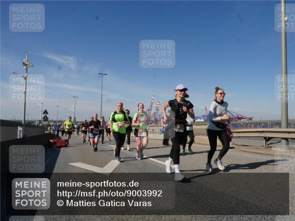 03.10.2025 - Köhlbrandbrückenlauf Matties Gatica Varas http://msf.ph/oto/9003992 03.10.2025 12:57:42 Position 2  meine-sportfotos.de