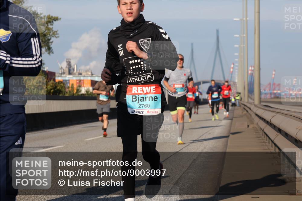 03.10.2025 - Köhlbrandbrückenlauf Luisa Fischer http://msf.ph/oto/9003997 03.10.2025 10:45:45 Position 3 14, 2760 meine-sportfotos.de