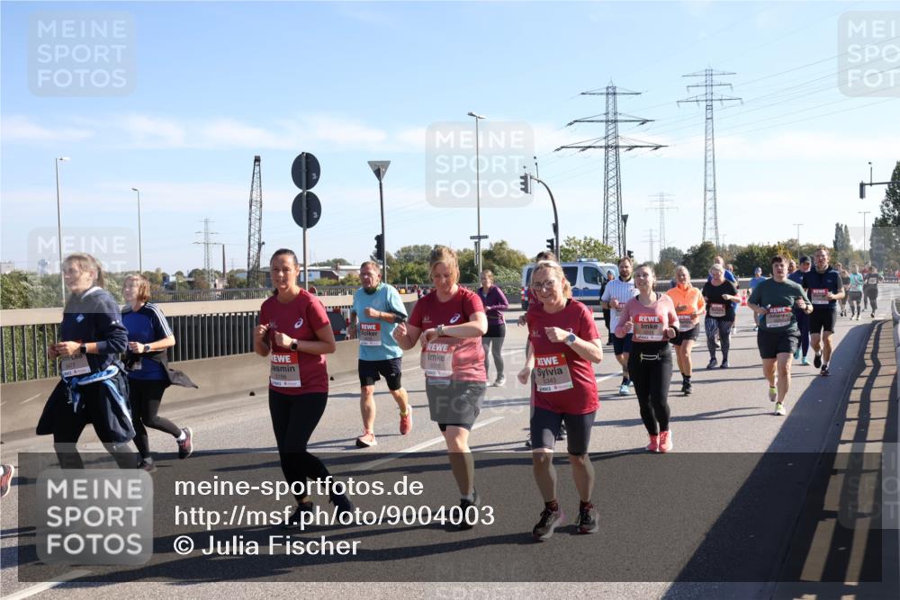 03.10.2025 - Köhlbrandbrückenlauf Julia Fischer http://msf.ph/oto/9004003 03.10.2025 12:23:38 Position 3 5188, 6515, 5343 meine-sportfotos.de
