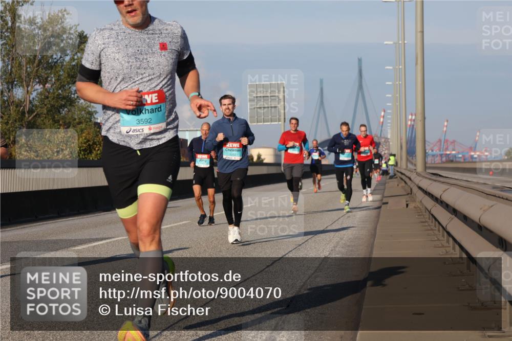 03.10.2025 - Köhlbrandbrückenlauf Luisa Fischer http://msf.ph/oto/9004070 03.10.2025 10:45:49 Position 3 3592, 1052 meine-sportfotos.de