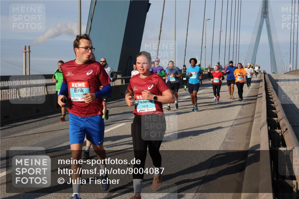 03.10.2025 - Köhlbrandbrückenlauf Julia Fischer http://msf.ph/oto/9004087 03.10.2025 09:47:37 Position 2 1901, 1818 meine-sportfotos.de