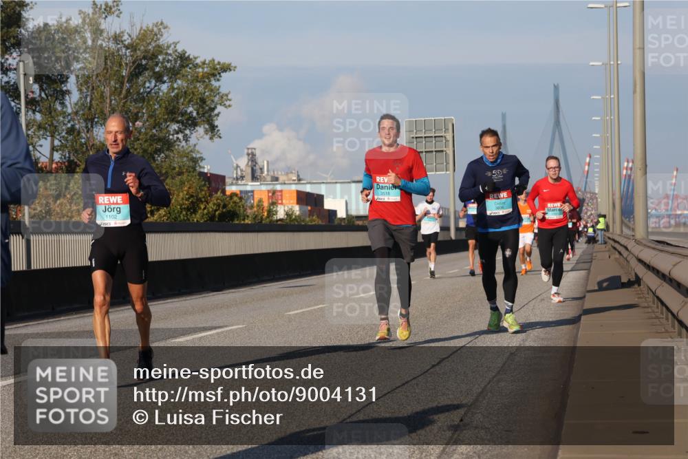 03.10.2025 - Köhlbrandbrückenlauf Luisa Fischer http://msf.ph/oto/9004131 03.10.2025 10:45:52 Position 3 1102, 3518, 9504, 1107 meine-sportfotos.de