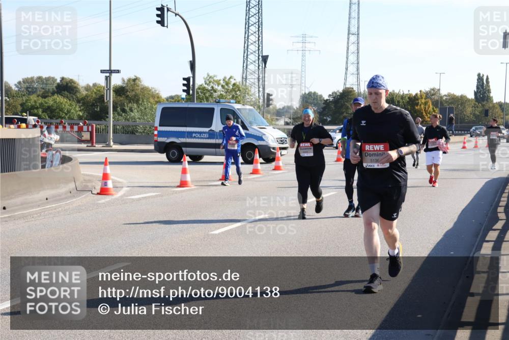 03.10.2025 - Köhlbrandbrückenlauf Julia Fischer http://msf.ph/oto/9004138 03.10.2025 12:24:15 Position 3 5136 meine-sportfotos.de