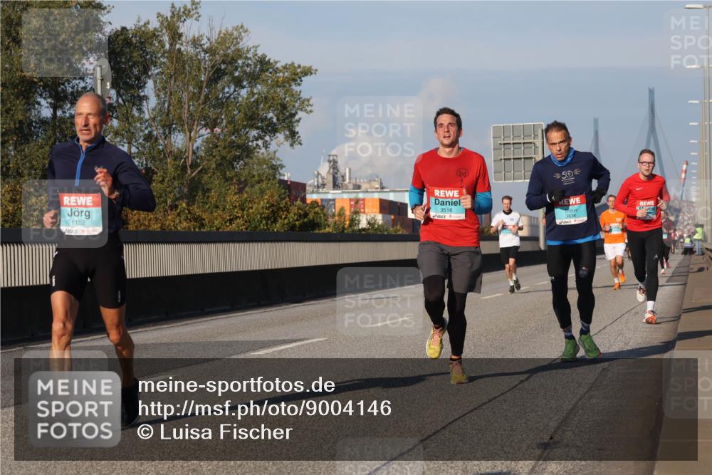 03.10.2025 - Köhlbrandbrückenlauf Luisa Fischer http://msf.ph/oto/9004146 03.10.2025 10:45:53 Position 3 1102, 3518, 350, 3836 meine-sportfotos.de