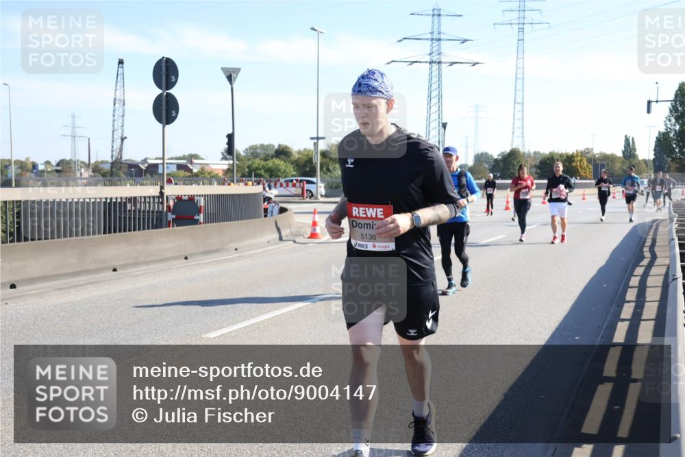 03.10.2025 - Köhlbrandbrückenlauf Julia Fischer http://msf.ph/oto/9004147 03.10.2025 12:24:17 Position 3 5136 meine-sportfotos.de