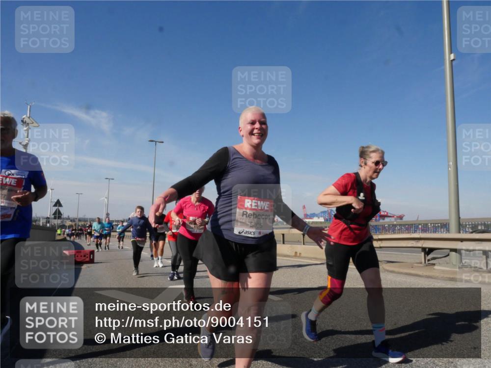 03.10.2025 - Köhlbrandbrückenlauf Matties Gatica Varas http://msf.ph/oto/9004151 03.10.2025 12:57:54 Position 2 77, 5005 meine-sportfotos.de