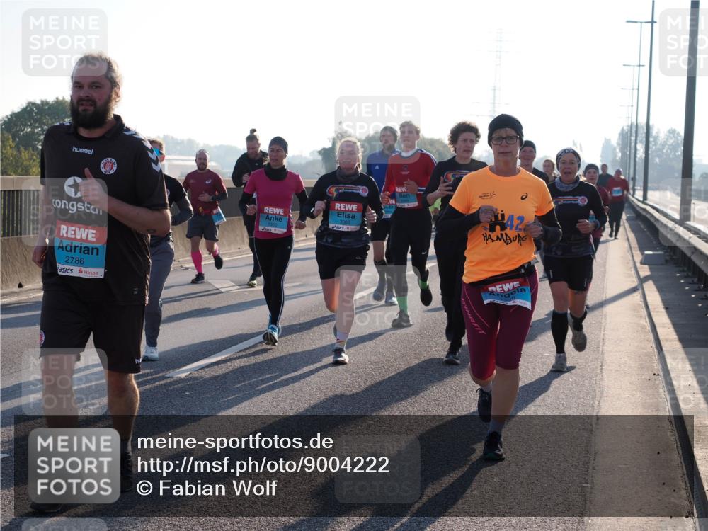 03.10.2025 - Köhlbrandbrückenlauf Fabian Wolf http://msf.ph/oto/9004222 03.10.2025 09:18:38 Position 3 2786, 1355, 3006, 142, 595 meine-sportfotos.de
