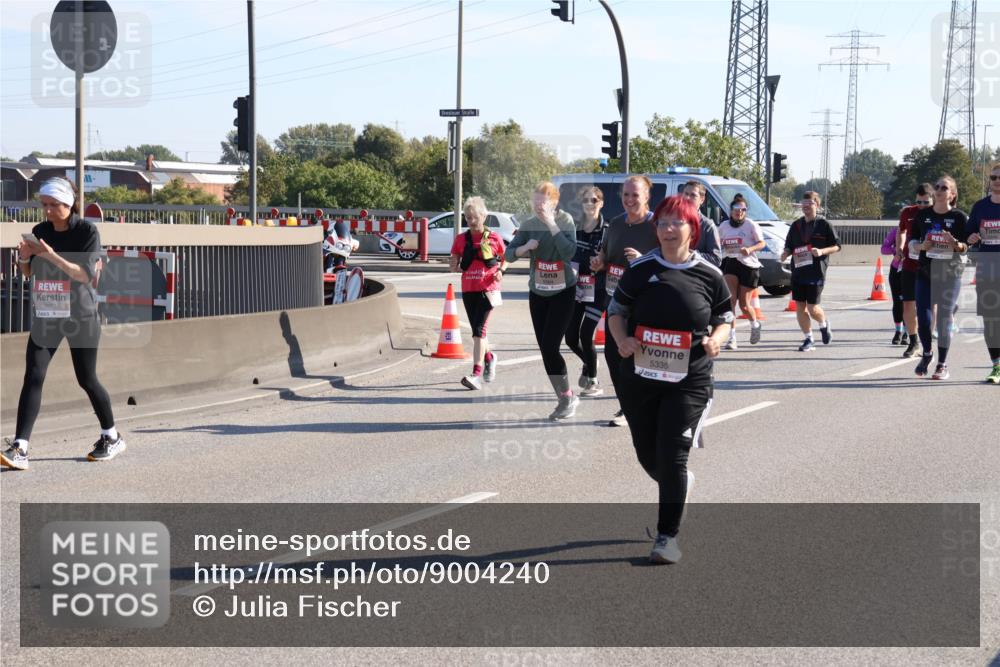 03.10.2025 - Köhlbrandbrückenlauf Julia Fischer http://msf.ph/oto/9004240 03.10.2025 12:24:33 Position 3 5600, 5335 meine-sportfotos.de