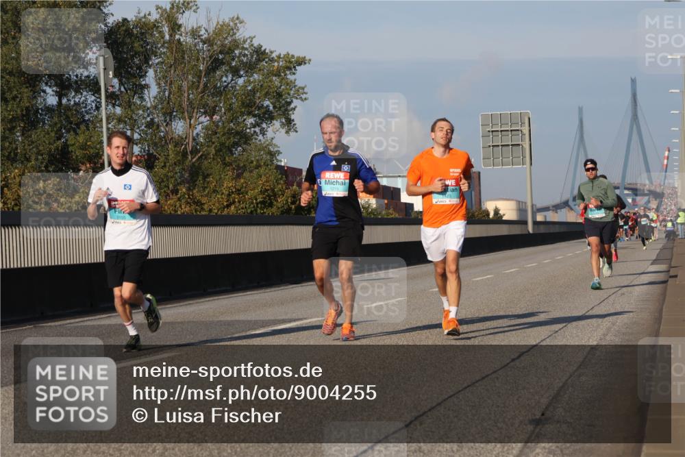 03.10.2025 - Köhlbrandbrückenlauf Luisa Fischer http://msf.ph/oto/9004255 03.10.2025 10:45:59 Position 3  meine-sportfotos.de
