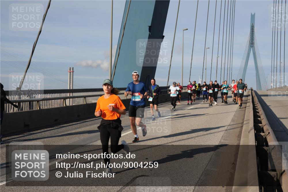 03.10.2025 - Köhlbrandbrückenlauf Julia Fischer http://msf.ph/oto/9004259 03.10.2025 09:48:04 Position 2  meine-sportfotos.de