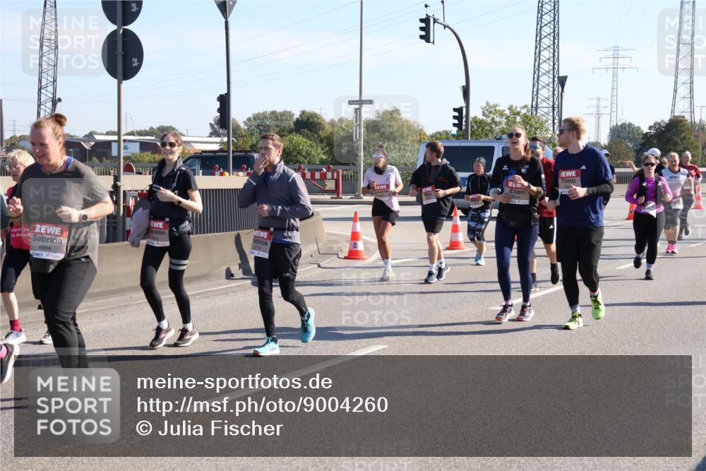 03.10.2025 - Köhlbrandbrückenlauf Julia Fischer http://msf.ph/oto/9004260 03.10.2025 12:24:36 Position 3 4884 meine-sportfotos.de