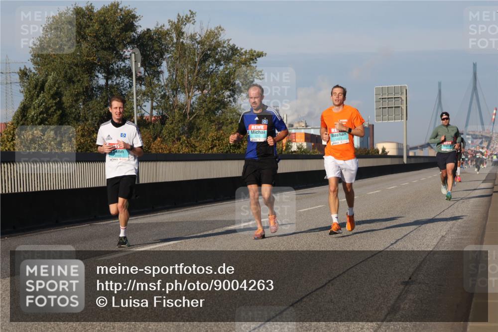 03.10.2025 - Köhlbrandbrückenlauf Luisa Fischer http://msf.ph/oto/9004263 03.10.2025 10:46:00 Position 3 3155, 1215, 1423 meine-sportfotos.de