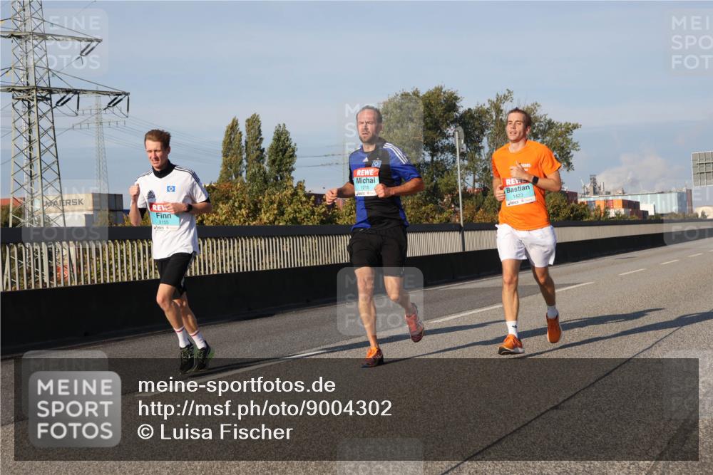 03.10.2025 - Köhlbrandbrückenlauf Luisa Fischer http://msf.ph/oto/9004302 03.10.2025 10:46:02 Position 3 3155, 1215, 1423 meine-sportfotos.de