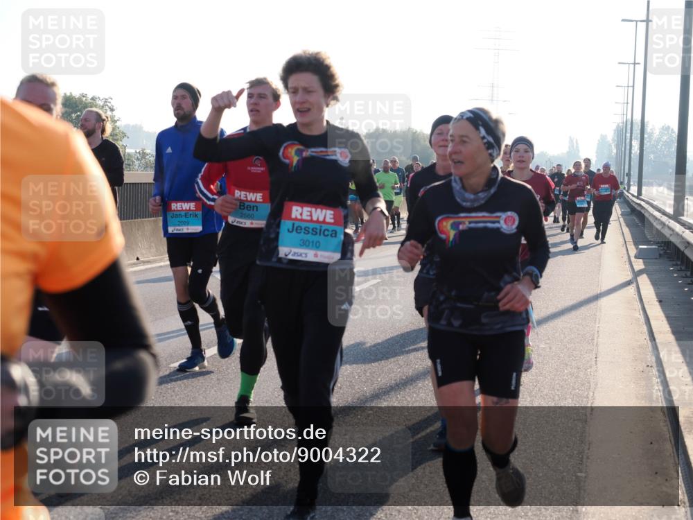 03.10.2025 - Köhlbrandbrückenlauf Fabian Wolf http://msf.ph/oto/9004322 03.10.2025 09:18:40 Position 3 2029, 2560, 3010 meine-sportfotos.de