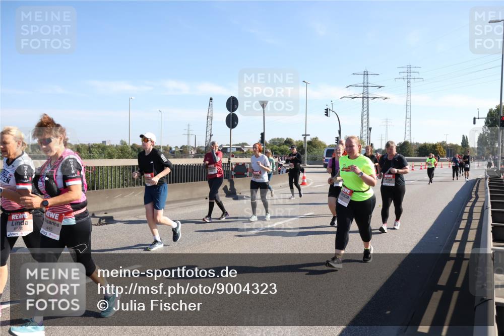 03.10.2025 - Köhlbrandbrückenlauf Julia Fischer http://msf.ph/oto/9004323 03.10.2025 12:24:45 Position 3 6550, 445 meine-sportfotos.de
