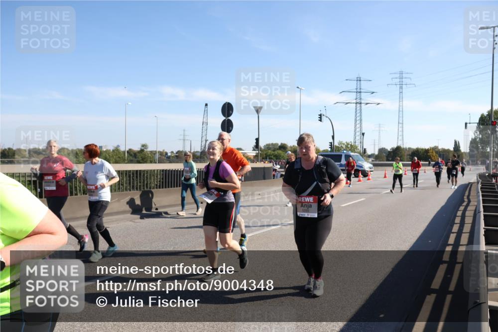 03.10.2025 - Köhlbrandbrückenlauf Julia Fischer http://msf.ph/oto/9004348 03.10.2025 12:24:47 Position 3  meine-sportfotos.de