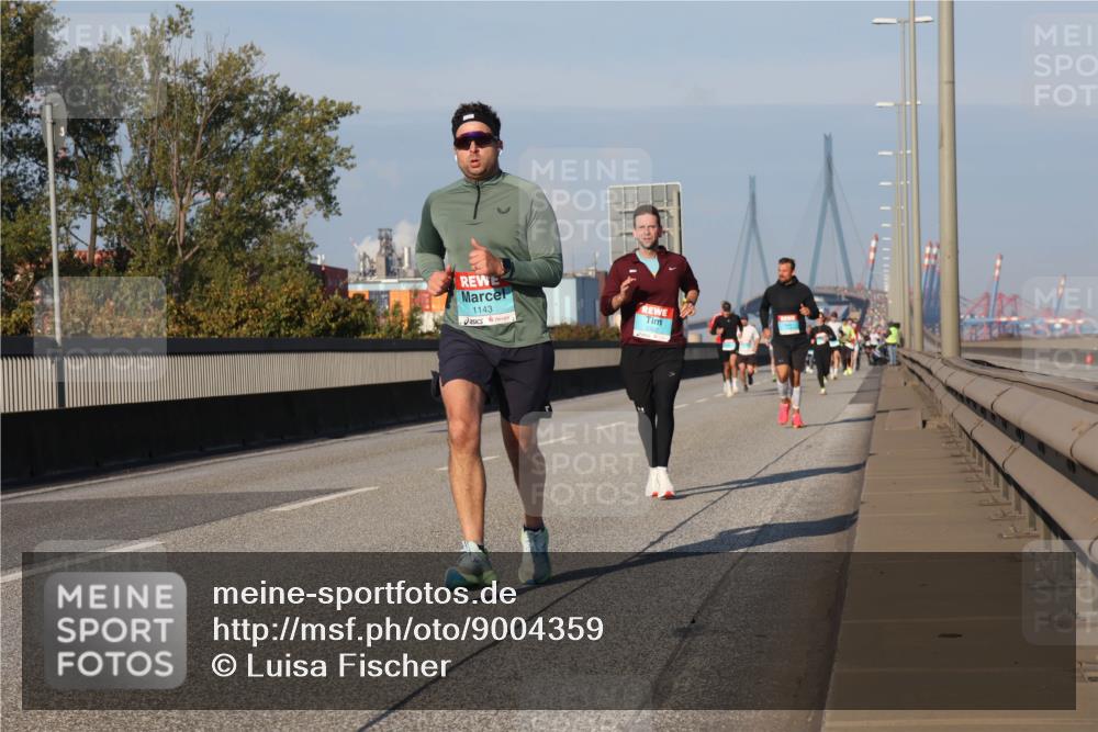 03.10.2025 - Köhlbrandbrückenlauf Luisa Fischer http://msf.ph/oto/9004359 03.10.2025 10:46:04 Position 3 1143 meine-sportfotos.de