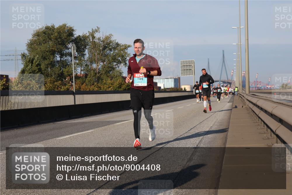 03.10.2025 - Köhlbrandbrückenlauf Luisa Fischer http://msf.ph/oto/9004408 03.10.2025 10:46:07 Position 3 2302 meine-sportfotos.de