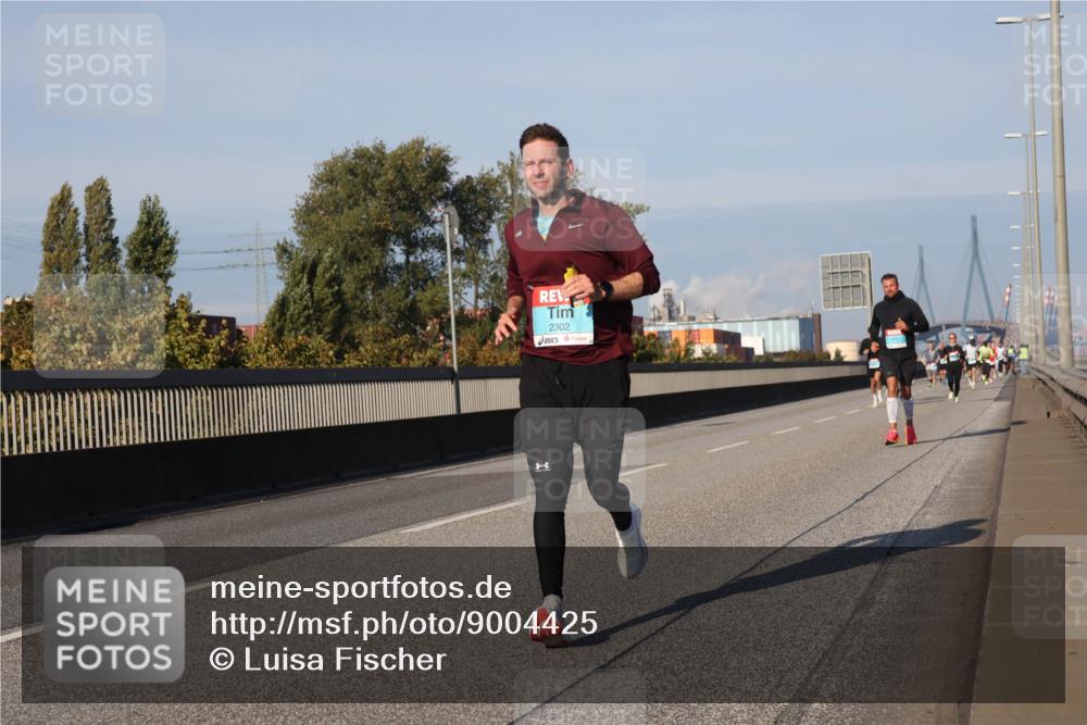 03.10.2025 - Köhlbrandbrückenlauf Luisa Fischer http://msf.ph/oto/9004425 03.10.2025 10:46:07 Position 3 2302 meine-sportfotos.de
