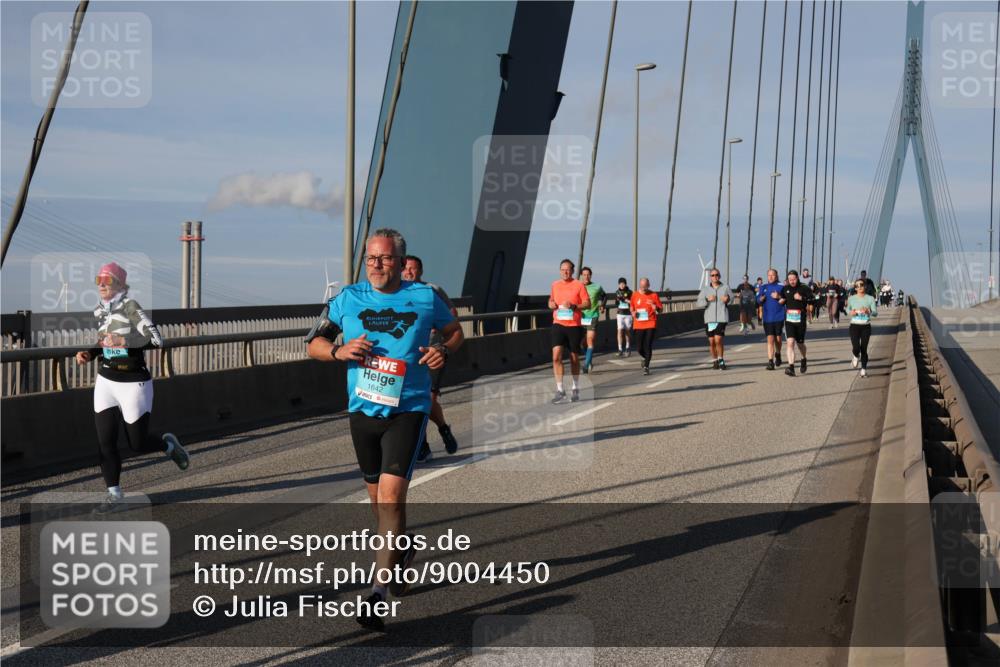 03.10.2025 - Köhlbrandbrückenlauf Julia Fischer http://msf.ph/oto/9004450 03.10.2025 09:48:50 Position 2 1642 meine-sportfotos.de