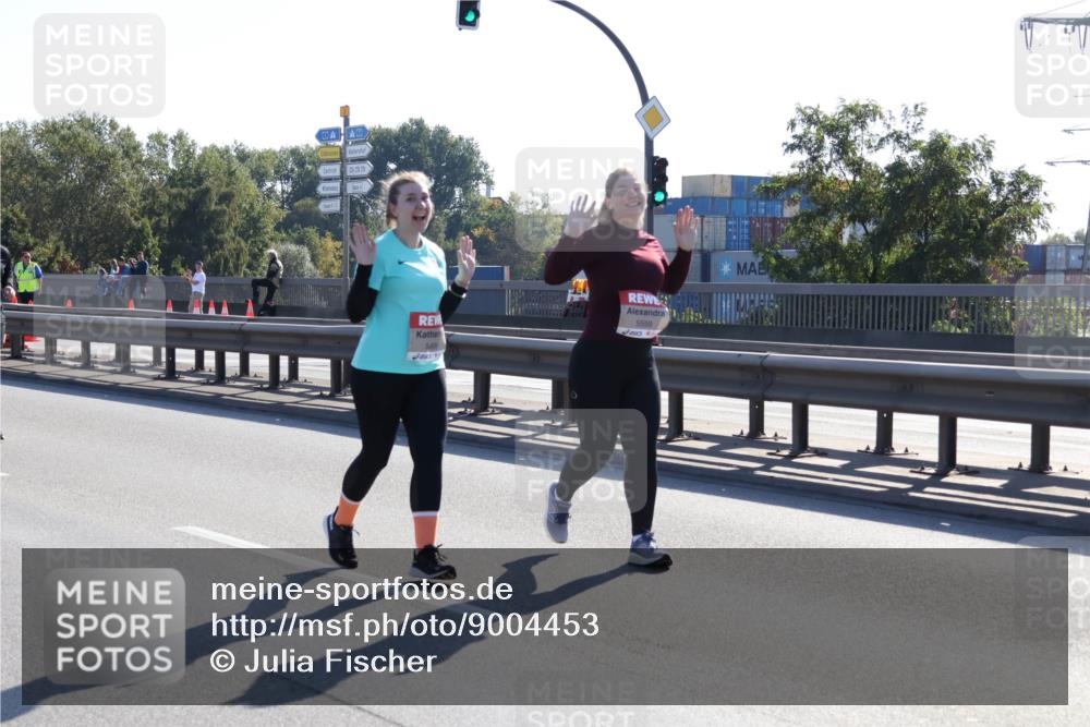 03.10.2025 - Köhlbrandbrückenlauf Julia Fischer http://msf.ph/oto/9004453 03.10.2025 12:25:49 Position 3 5559 meine-sportfotos.de