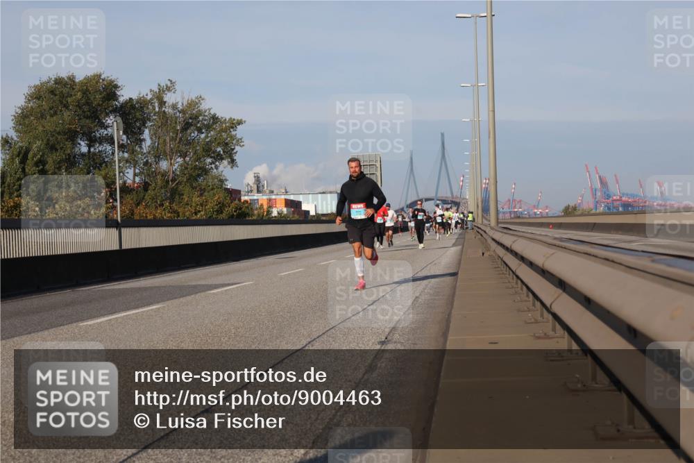 03.10.2025 - Köhlbrandbrückenlauf Luisa Fischer http://msf.ph/oto/9004463 03.10.2025 10:46:09 Position 3  meine-sportfotos.de