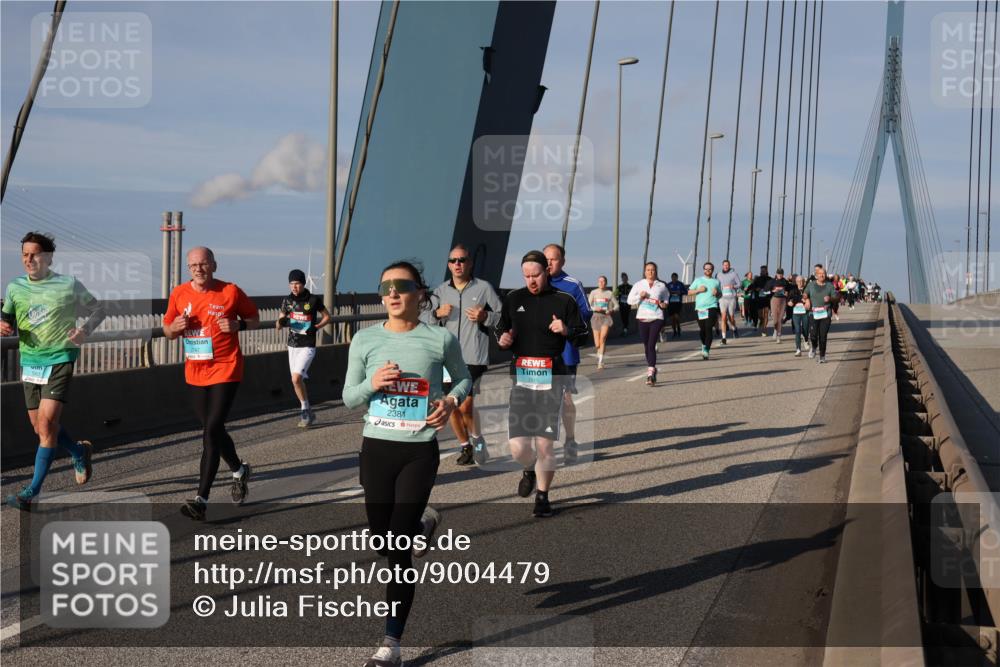 03.10.2025 - Köhlbrandbrückenlauf Julia Fischer http://msf.ph/oto/9004479 03.10.2025 09:48:55 Position 2 2747, 2381 meine-sportfotos.de