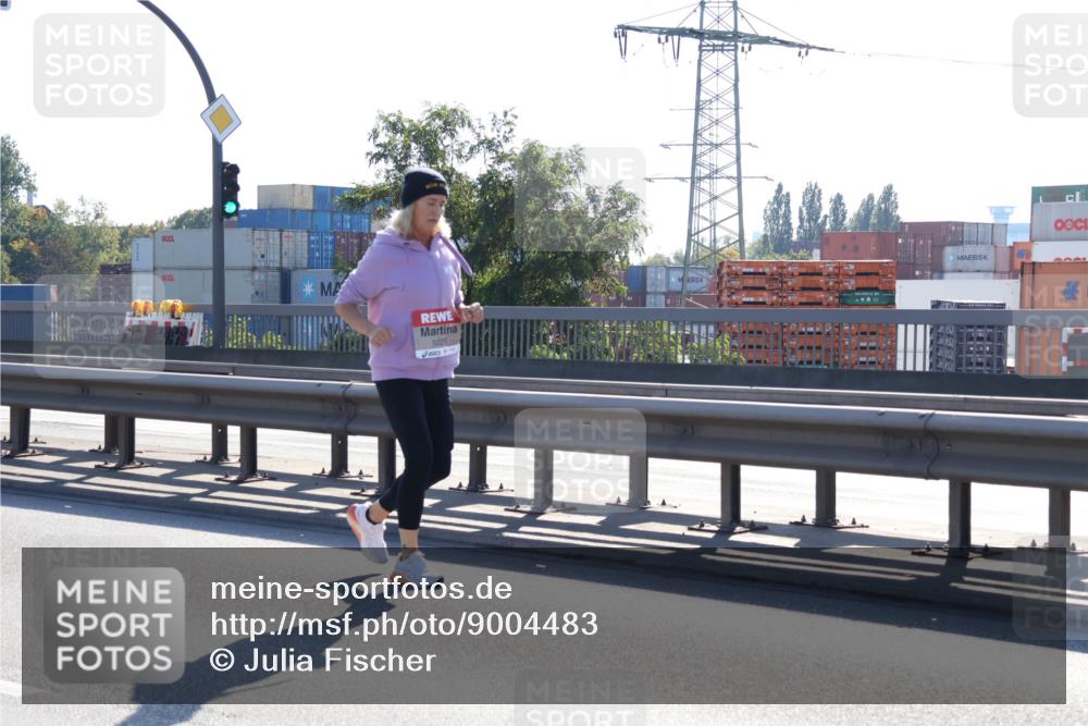 03.10.2025 - Köhlbrandbrückenlauf Julia Fischer http://msf.ph/oto/9004483 03.10.2025 12:25:58 Position 3 5225 meine-sportfotos.de