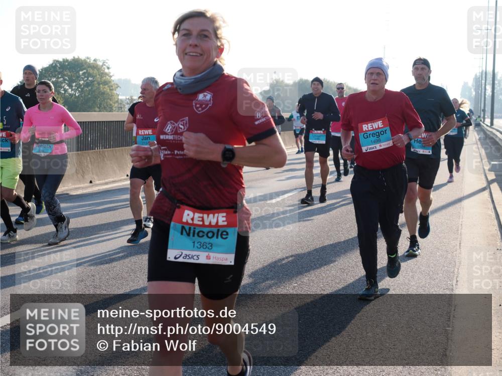 03.10.2025 - Köhlbrandbrückenlauf Fabian Wolf http://msf.ph/oto/9004549 03.10.2025 09:18:48 Position 3 5, 0, 4, 2134, 1363, 1498, 1501 meine-sportfotos.de