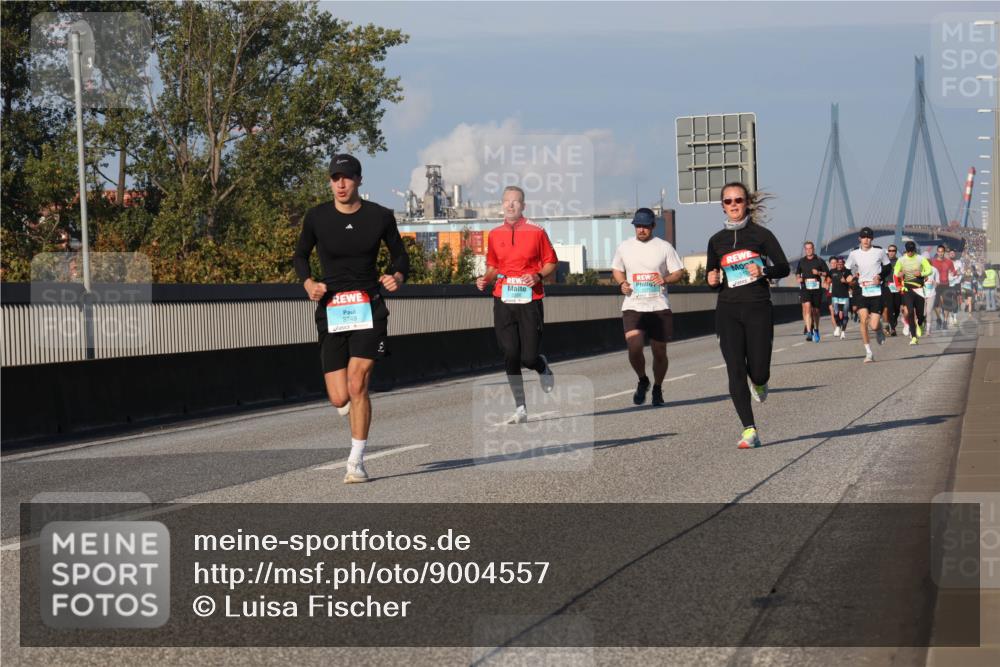 03.10.2025 - Köhlbrandbrückenlauf Luisa Fischer http://msf.ph/oto/9004557 03.10.2025 10:46:15 Position 3 3749 meine-sportfotos.de