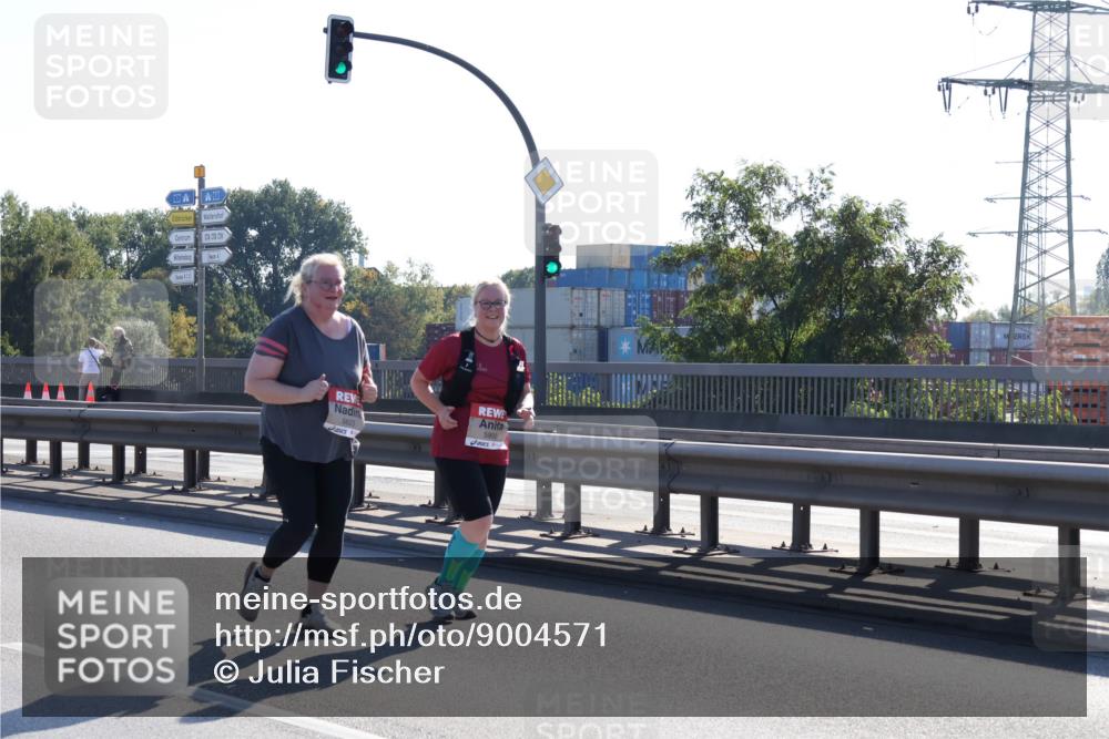 03.10.2025 - Köhlbrandbrückenlauf Julia Fischer http://msf.ph/oto/9004571 03.10.2025 12:26:29 Position 3 5623, 5900 meine-sportfotos.de