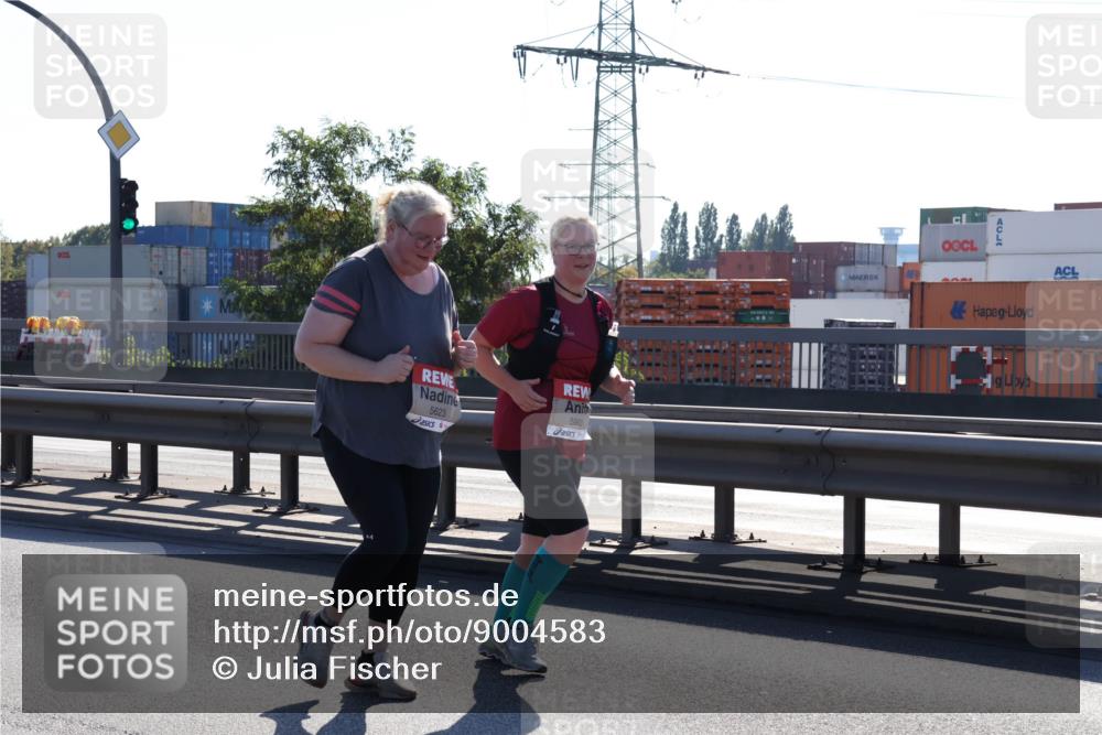 03.10.2025 - Köhlbrandbrückenlauf Julia Fischer http://msf.ph/oto/9004583 03.10.2025 12:26:31 Position 3 5900, 5623 meine-sportfotos.de