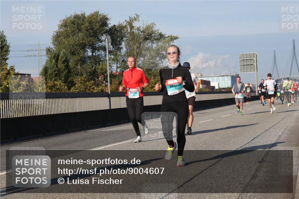 03.10.2025 - Köhlbrandbrückenlauf Luisa Fischer http://msf.ph/oto/9004607 03.10.2025 10:46:18 Position 3 358, 3174 meine-sportfotos.de
