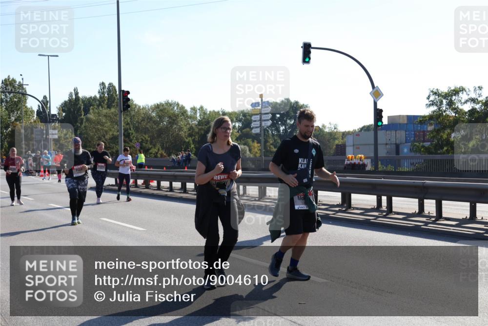 03.10.2025 - Köhlbrandbrückenlauf Julia Fischer http://msf.ph/oto/9004610 03.10.2025 12:26:51 Position 3  meine-sportfotos.de