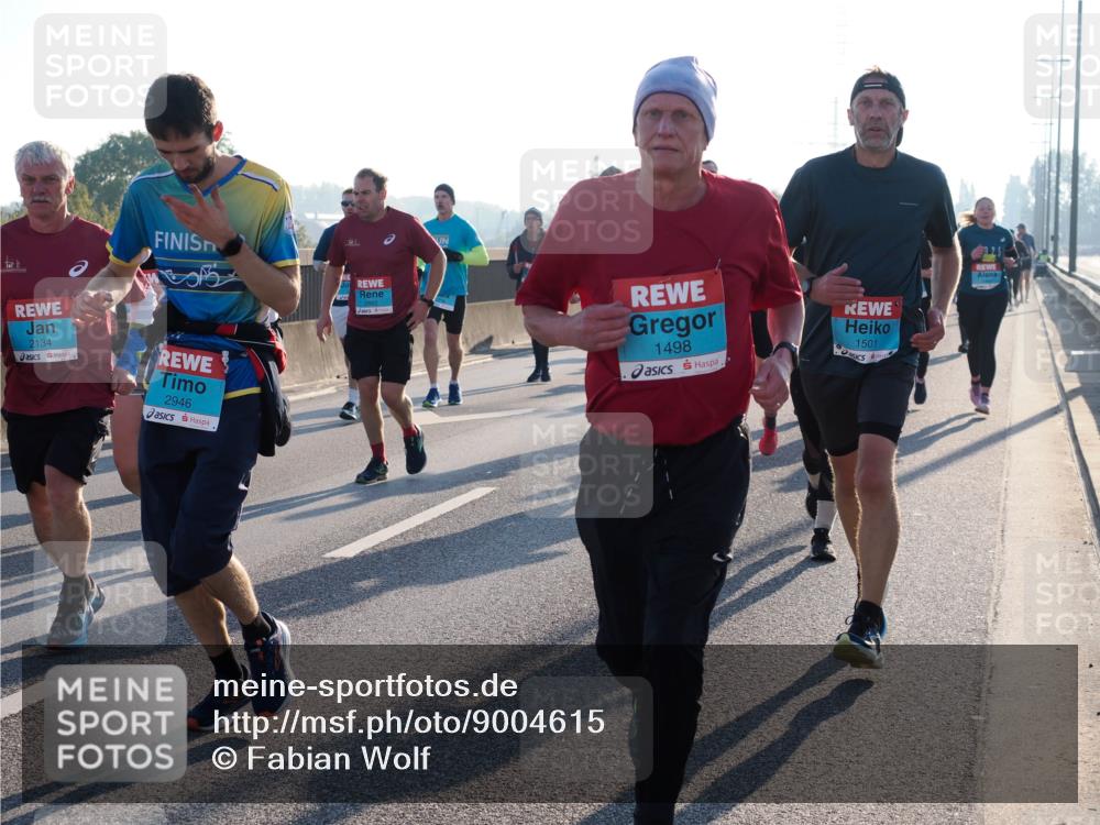 03.10.2025 - Köhlbrandbrückenlauf Fabian Wolf http://msf.ph/oto/9004615 03.10.2025 09:18:49 Position 3 2134, 2946, 1498, 1501 meine-sportfotos.de
