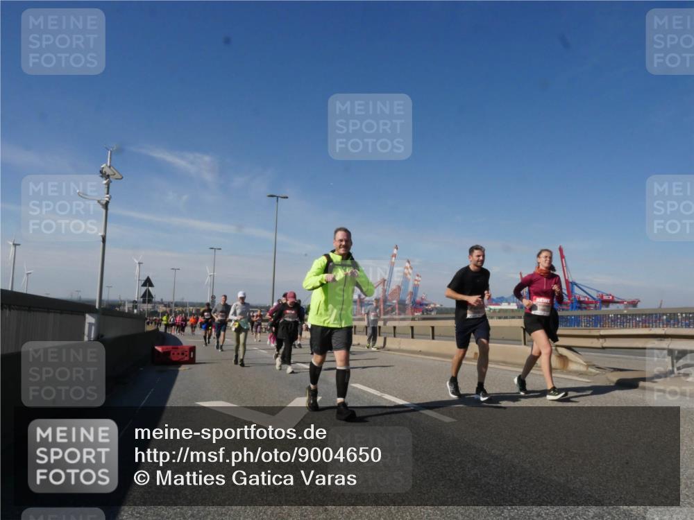 03.10.2025 - Köhlbrandbrückenlauf Matties Gatica Varas http://msf.ph/oto/9004650 03.10.2025 12:58:28 Position 2  meine-sportfotos.de